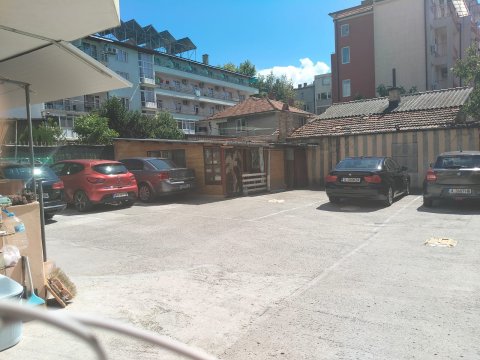 Многокомнатная квартира в самом центре Несебра