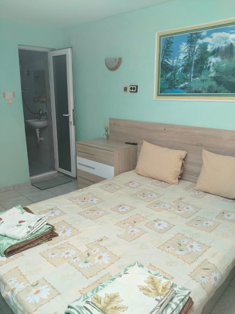 Многокомнатная квартира в самом центре Несебра