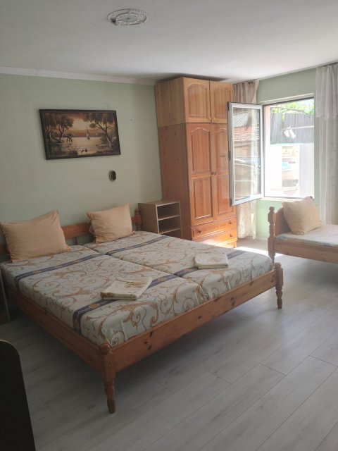 Многокомнатная квартира в самом центре Несебра