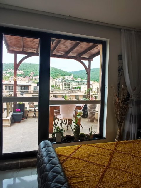 Апартамент тристаен 146 m², Несебър, Свети Влас, България