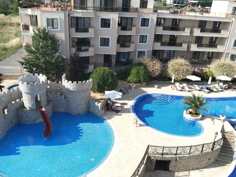 Апартамент тристаен 146 m², Несебър, Свети Влас, България