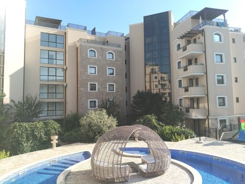 Апартамент тристаен 146 m², Несебър, Свети Влас, България