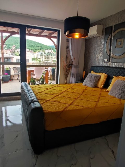 Апартамент тристаен 146 m², Несебър, Свети Влас, България