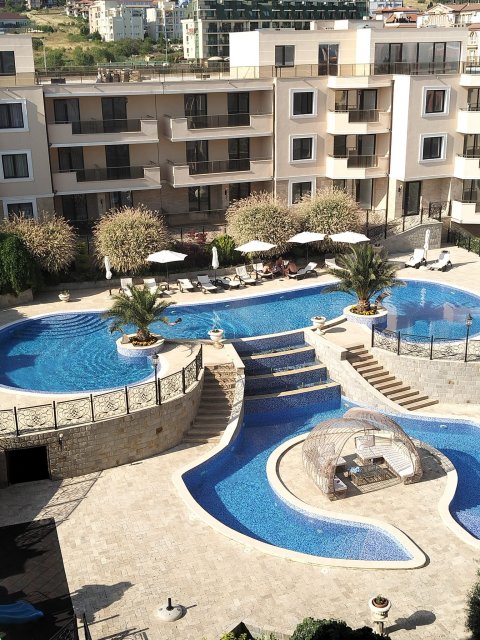 Апартамент тристаен 146 m², Несебър, Свети Влас, България