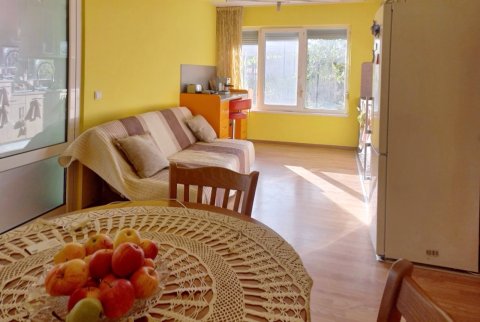Flat 3 bedrooms + kitchen 164 m², Nesebar, Sveti Vlas, Bulgaria