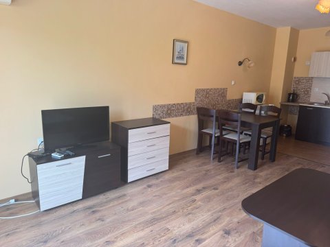 Flat 2 rooms 71 m², Nesebar, Sveti Vlas, Bulgaria