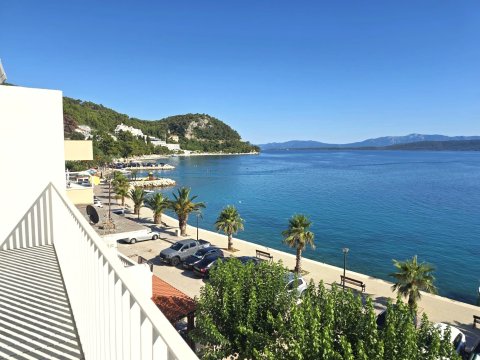 Къща 3 спални + кухня 226 m², Živogošće, Хърватия