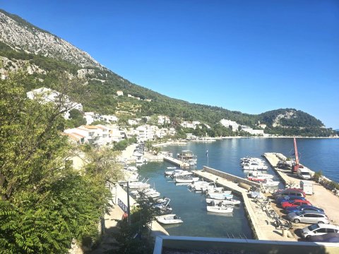 Къща 3 спални + кухня 226 m², Živogošće, Хърватия