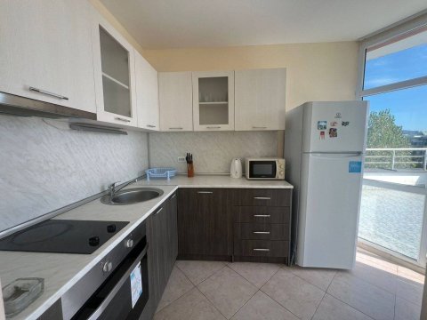 One-bedroom apartment in Pirop City
