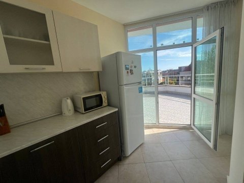 One-bedroom apartment in Pirop City