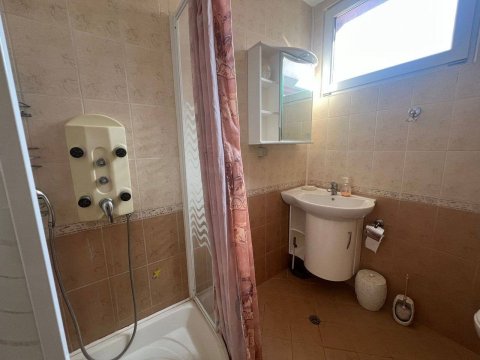 One-bedroom apartment in Pirop City