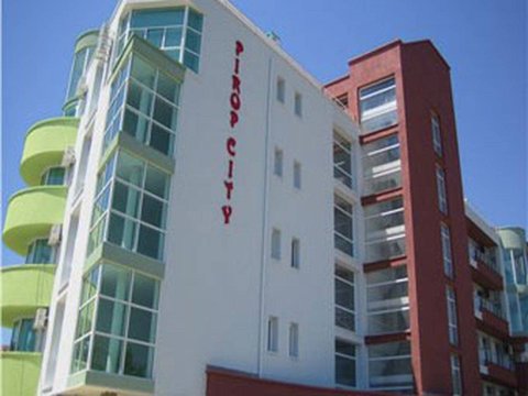 One-bedroom apartment in Pirop City