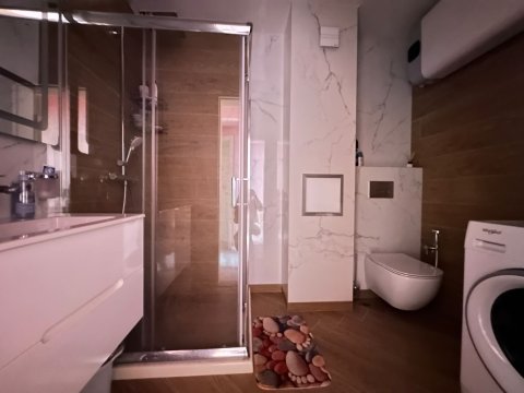 Тристаен апартамент в Стар Фиш