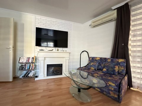 Тристаен апартамент в Стар Фиш