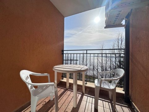 Flat 2 rooms 80 m², Pomorie, Aheloy, Bulgaria