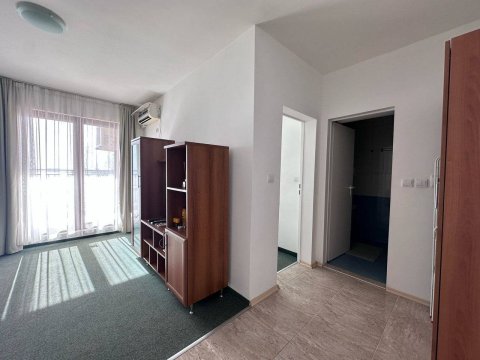 Flat 2 rooms 80 m², Pomorie, Aheloy, Bulgaria