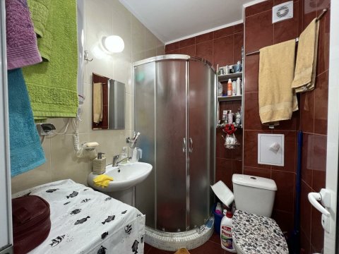 Просторная полностью меблированная студия в Равде - без платы за обслуживание!