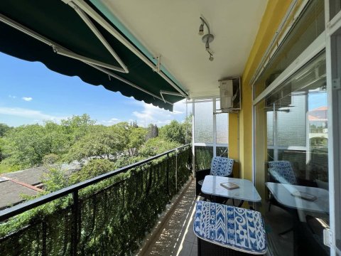 Просторная полностью меблированная студия в Равде - без платы за обслуживание!