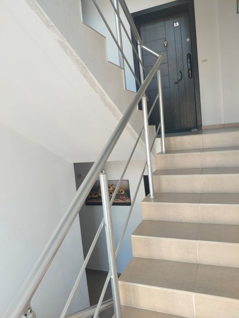 Просторная полностью меблированная студия в Равде - без платы за обслуживание!