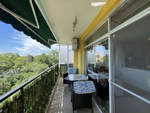 Просторная полностью меблированная студия в Равде - без платы за обслуживание!