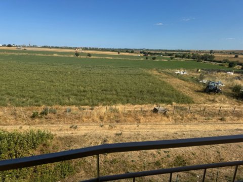 Продава се обзаведено студио в комплекс Sunny Day 5, Слънчев Бряг (близо до с. Тънково)