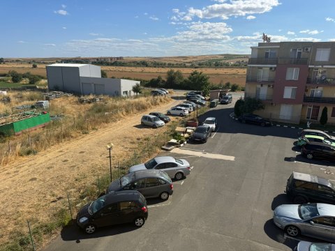 Продава се обзаведено студио в комплекс Sunny Day 5, Слънчев Бряг (близо до с. Тънково)