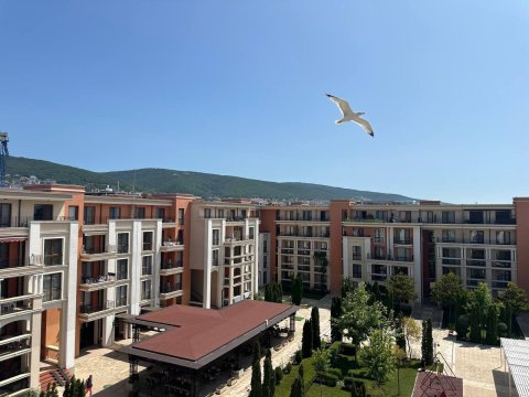 Апартамент 1 спалня + кухня 105 m², Несебър, Свети Влас, България