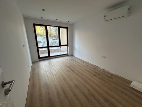 Апартамент 1 спалня + кухня 68 m², Несебър, Свети Влас, България