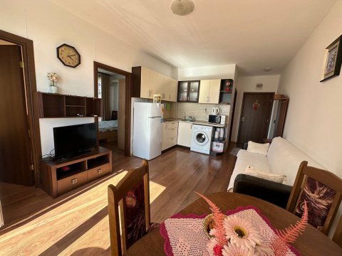 Апартамент 2 спални + кухня 70 m², Тънково, България