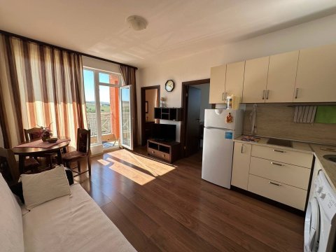 Апартамент 2 спални + кухня 70 m², Тънково, България