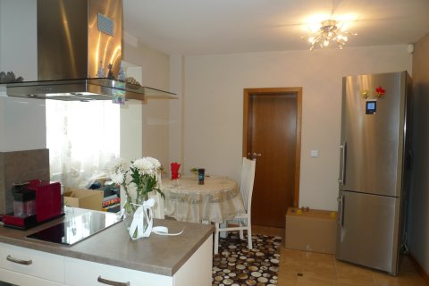 Flat 3 rooms 92 m², Sofia, Sofia, Bulgaria