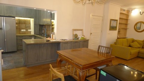 Flat 3 rooms 93 m², Sofia, Sofia, Bulgaria