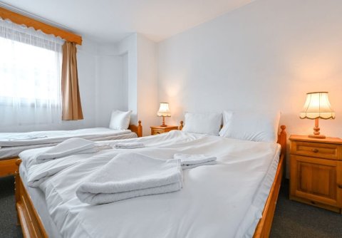 Hotel/restaurant 1000 m², Chepelare, Chepelare, Bulgaria