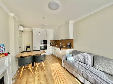 Квартира 3+кк 108 m², с.Равда, Болгария