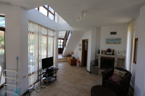 House 3 bedrooms + kitchen 146 m², Pomorie, Kableshkovo, Bulgaria