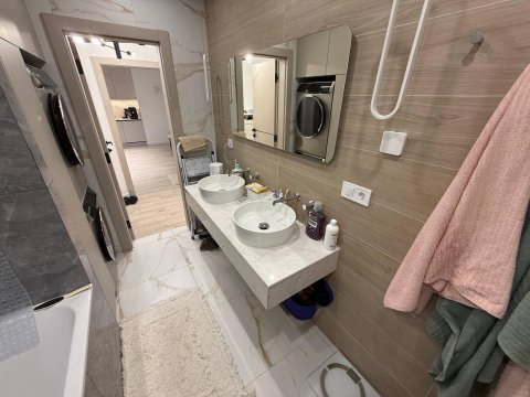 Flat 3 rooms 103 m², Pomorie, Pomorie, Bulgaria