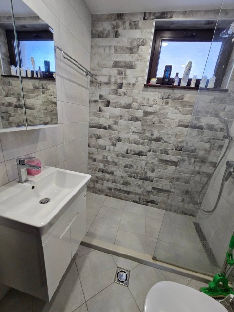 House 3 rooms 120 m², с.Кошарица, Bulgaria