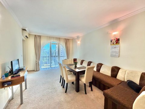 Flat 2 rooms 72 m², Nesebar, Sveti Vlas, Bulgaria