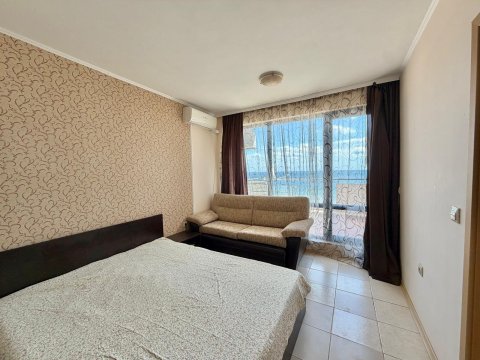 We offer a large one-bedroom apartment in Sunny Beach with sea views!