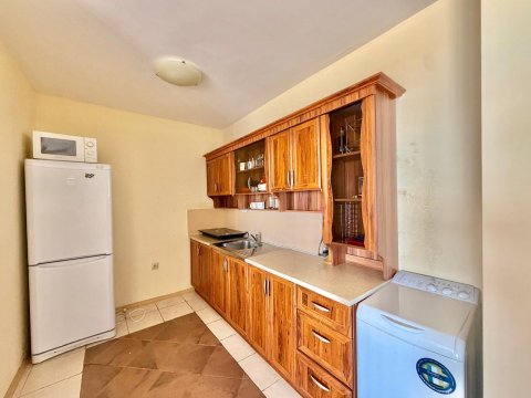 We offer a large one-bedroom apartment in Sunny Beach with sea views!
