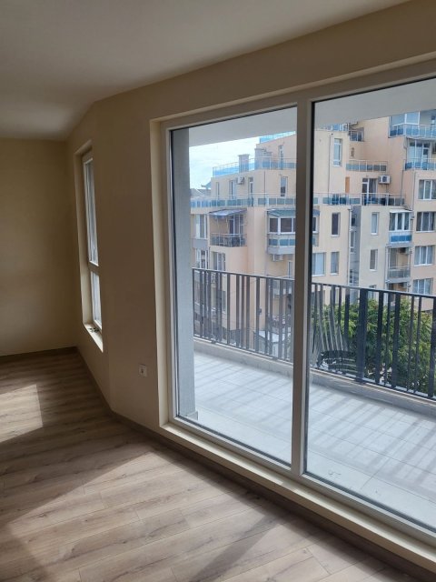 Flat 1 bedroom + kitchen 78 m², village of Ravda, Bulgaria