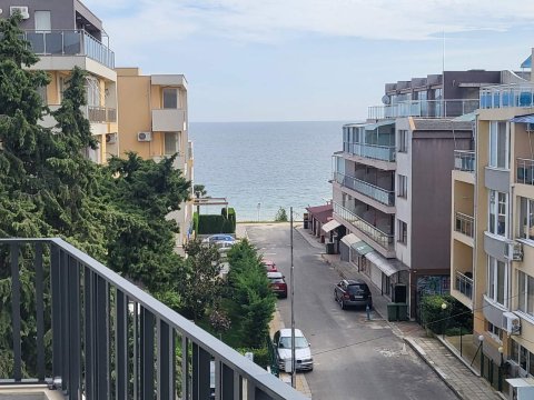 Flat 1 bedroom + kitchen 78 m², village of Ravda, Bulgaria