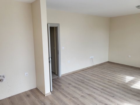 Flat 1 bedroom + kitchen 78 m², village of Ravda, Bulgaria