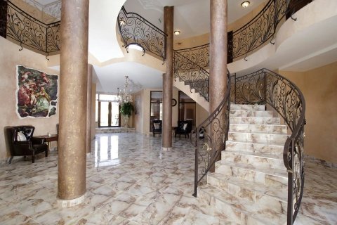 Beautiful apartment 50 meters from the beach