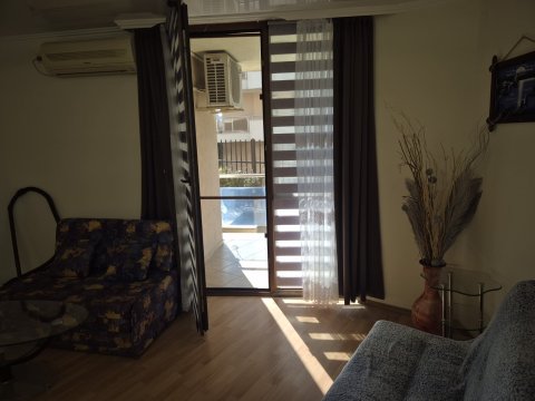 Flat 3 rooms 97 m², Nesebar, Sveti Vlas, Bulgaria