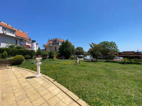 Flat 3 rooms 117 m², Nesebar, Sveti Vlas, Bulgaria