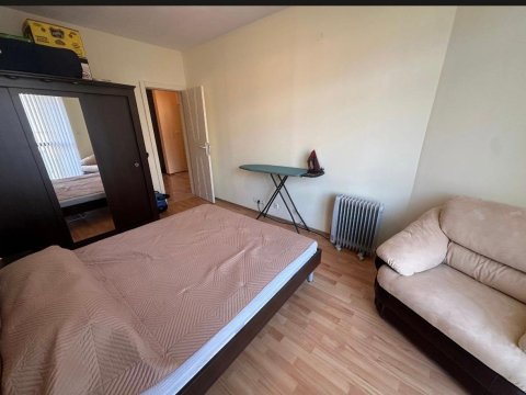 Двустаен апартамент