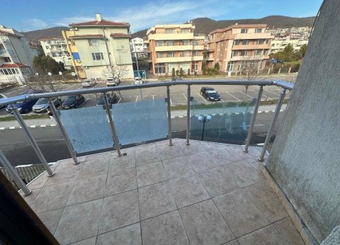 Двустаен апартамент