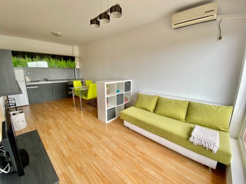 Nice 2 rooms in a richly equipped complex Sunny Day 6