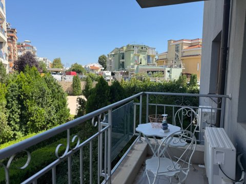 Spacious two-bedroom, top complex Sun Wave, Sveti Vlas